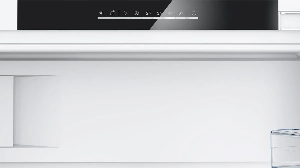 NEFF KU2222FD0 N 50 Built-In Single Door Refrigerator with Internal Freezer 82 x 59.8 cm Flat Hinge