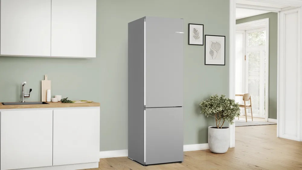 BOSCH KGN392LCF Series 4 Freestanding Bottom Mount Refrigerator 203 x 60 cm Metal Look, Total No Frost