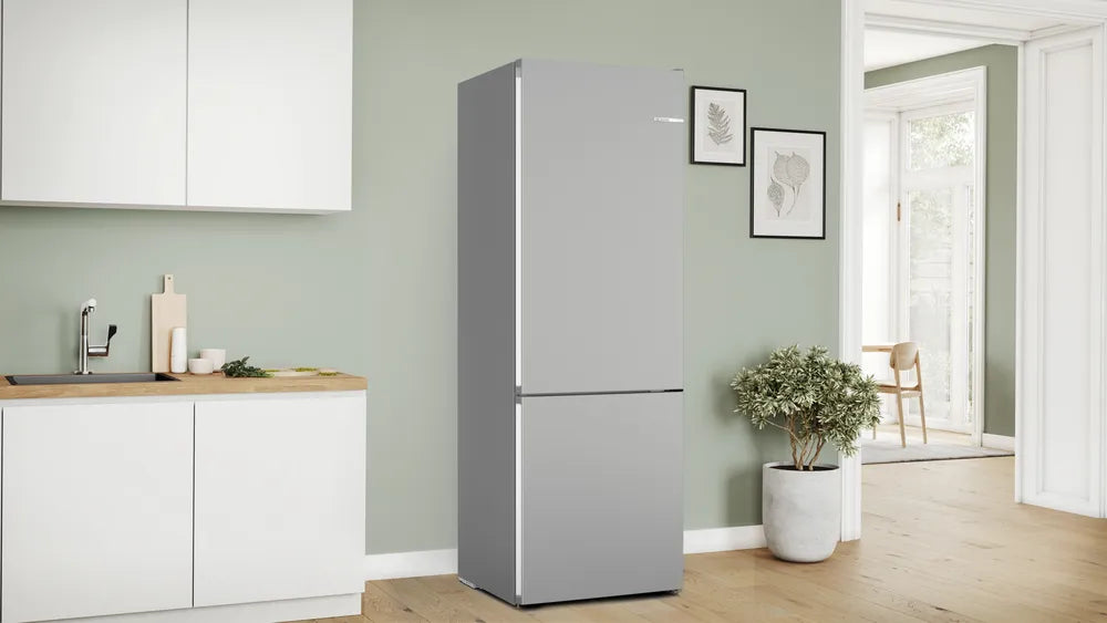 BOSCH KGN492LDF Series 4 Freestanding Bottom Mount Refrigerator 203 x 70 cm Metal Look, Total No Frost